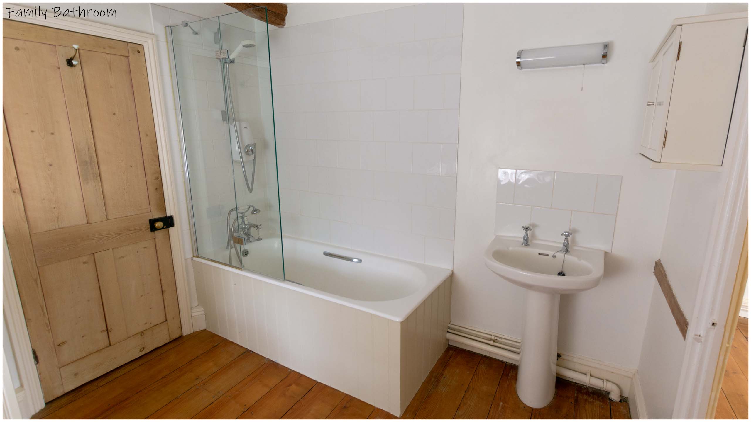 Old Well Cottage, Bathroom