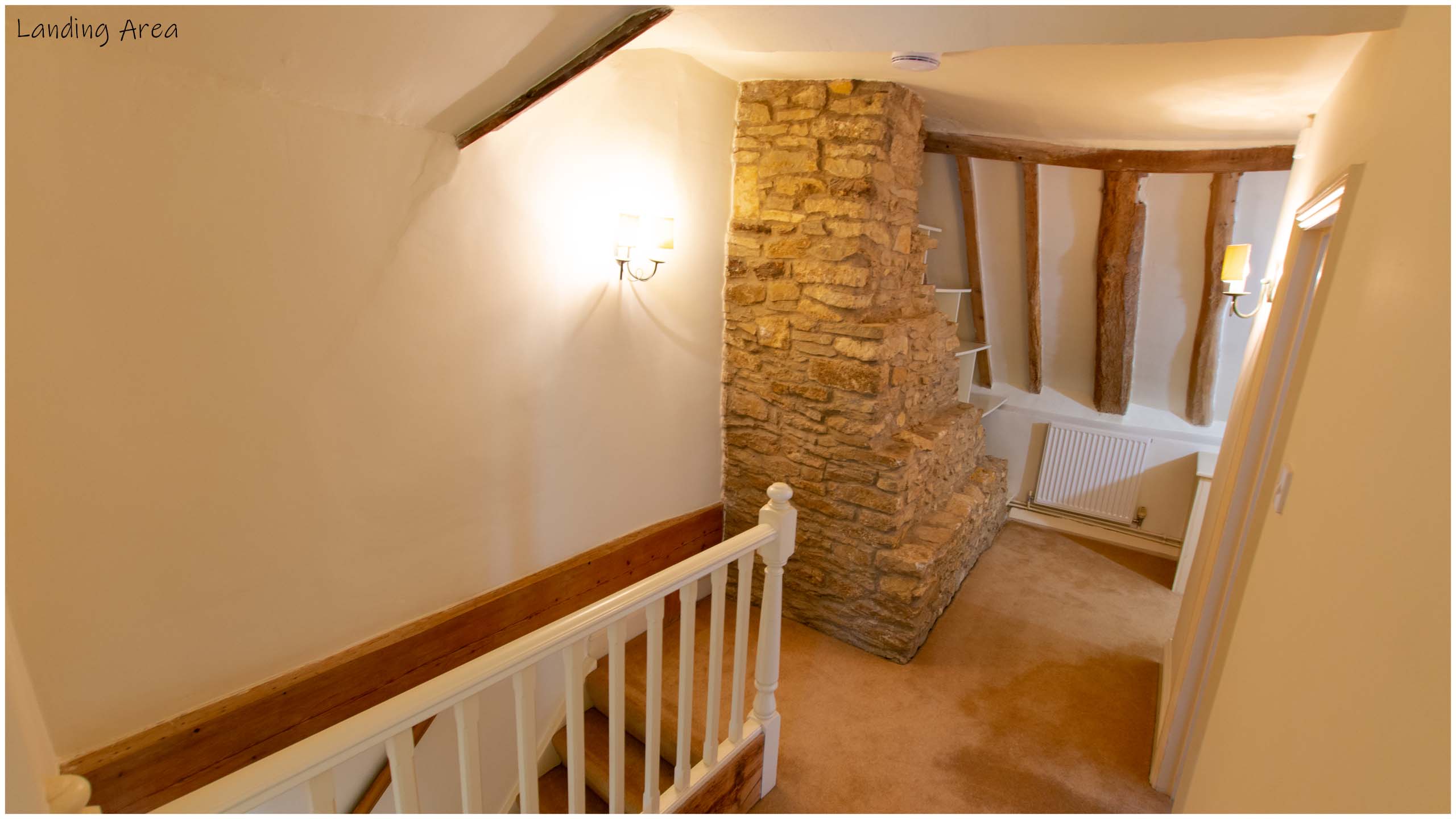 Old Well Cottage, Landing Area