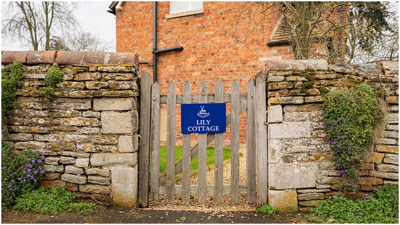 Lily Cottage, Garden Gateway