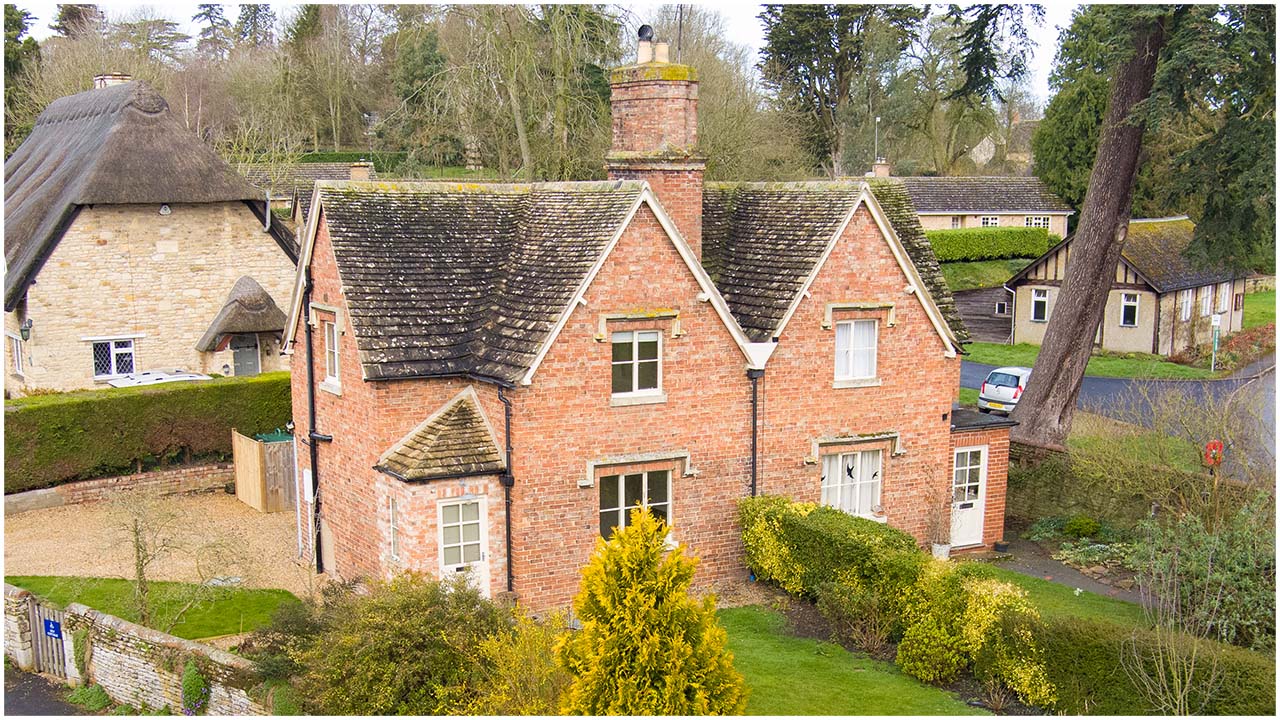 Lily Cottage, Lyndon